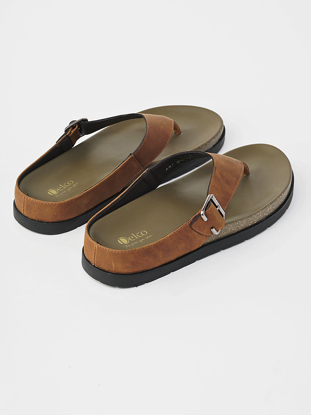 Delco Men Nomad Luxe Chappal
