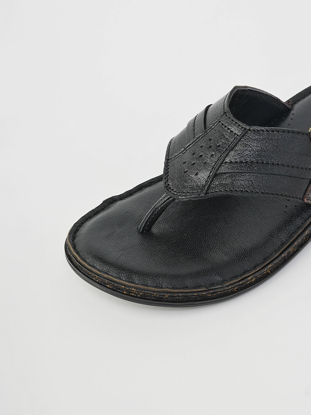 Delco Men BareStride Slip Ons